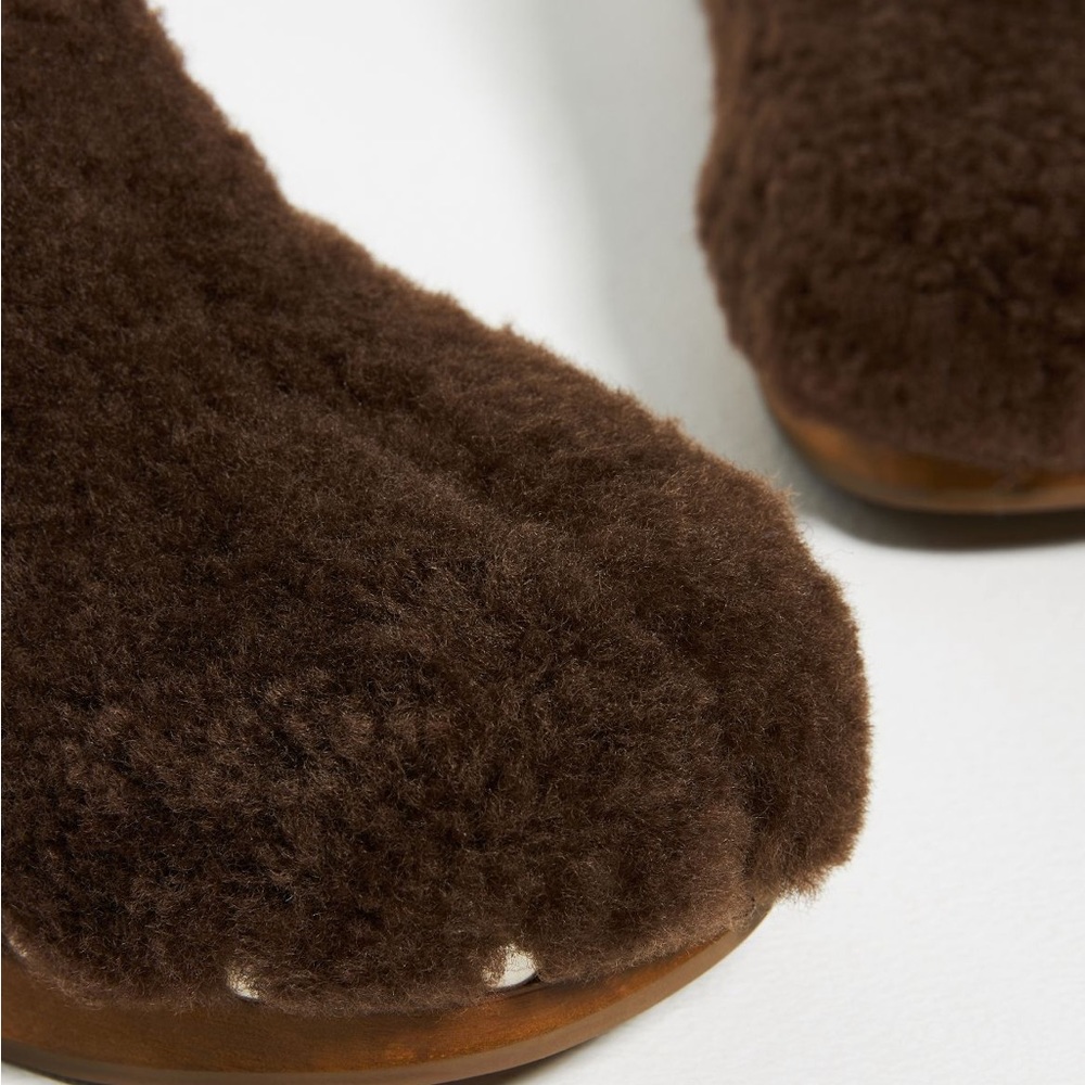 Matisse Sherpa Clogs/ Anthropologie - Picture 2 of 9
